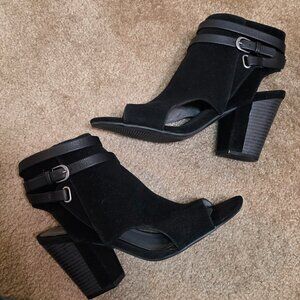 White Mountain Women's Black Shoes Boots Heels Open Toe sz 7 1/2